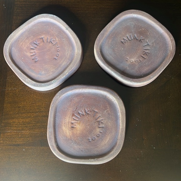 MunkTiki 2001 astroturf coasters - Picture 2 of 4